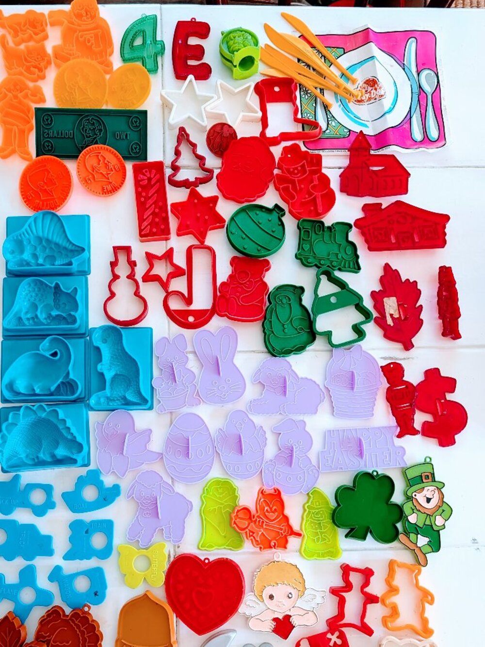VTG Lot 80+ pcs Play-Doh Cookie Mold Accessories Hallmark Kenner Wilton 70s 80s